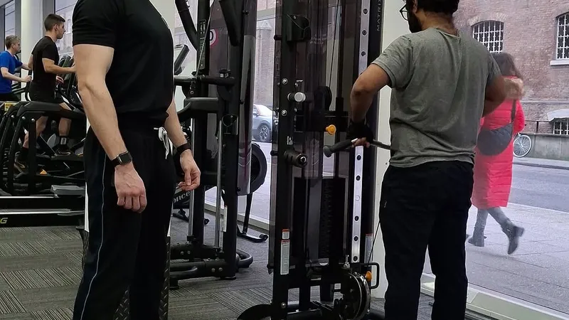 Eugene Churkin coaching a client at UNTIL Canary Wharf