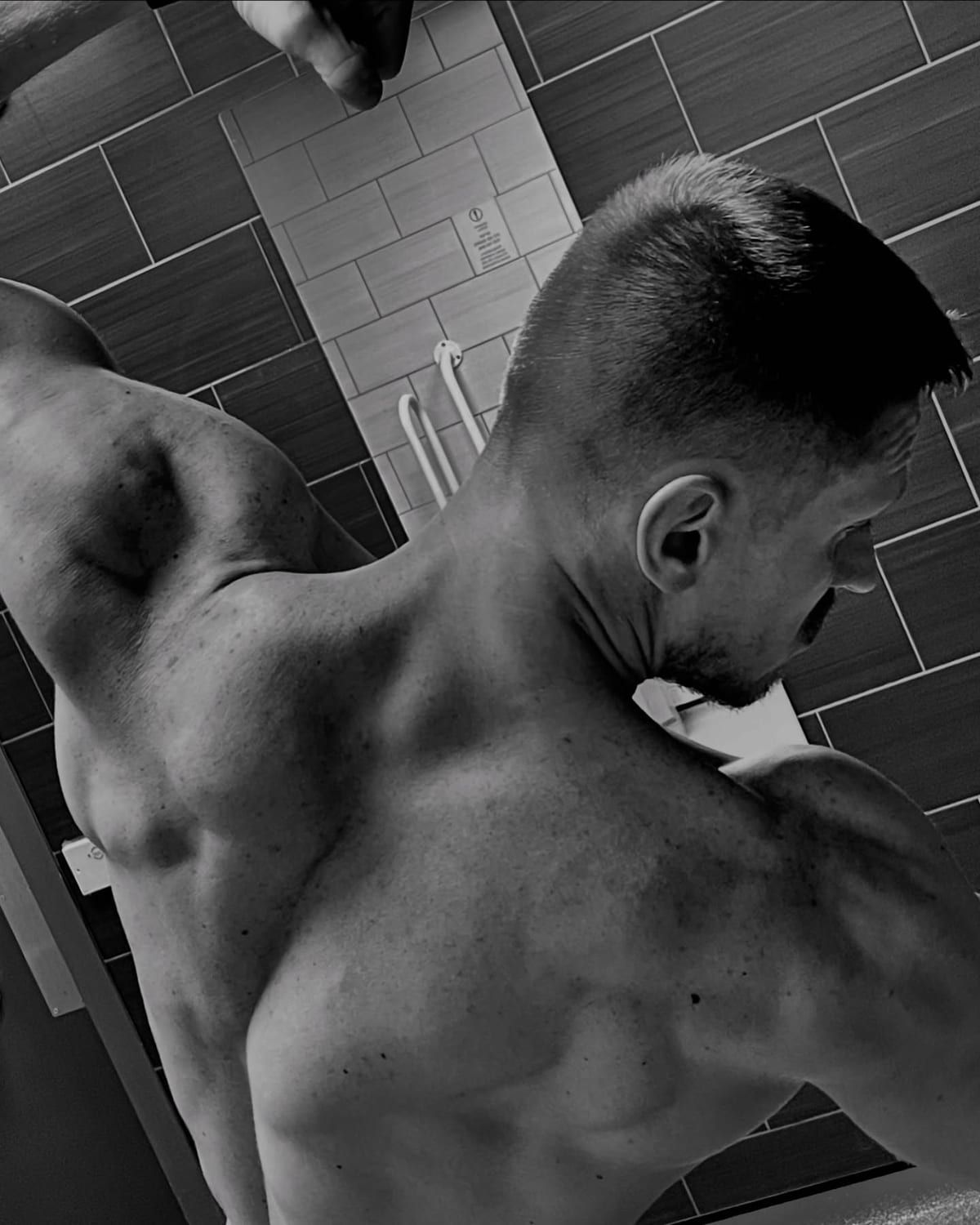 DON’T WAIT FOR MONDAY. START NOW. ⏰🔥 Your body is your energy, your power, your