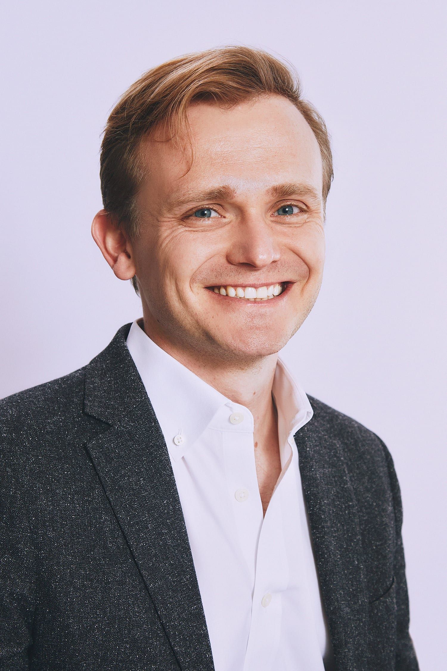 Dr Oli Curwen — Aesthetic Doctor — MBBS BSc MRCS