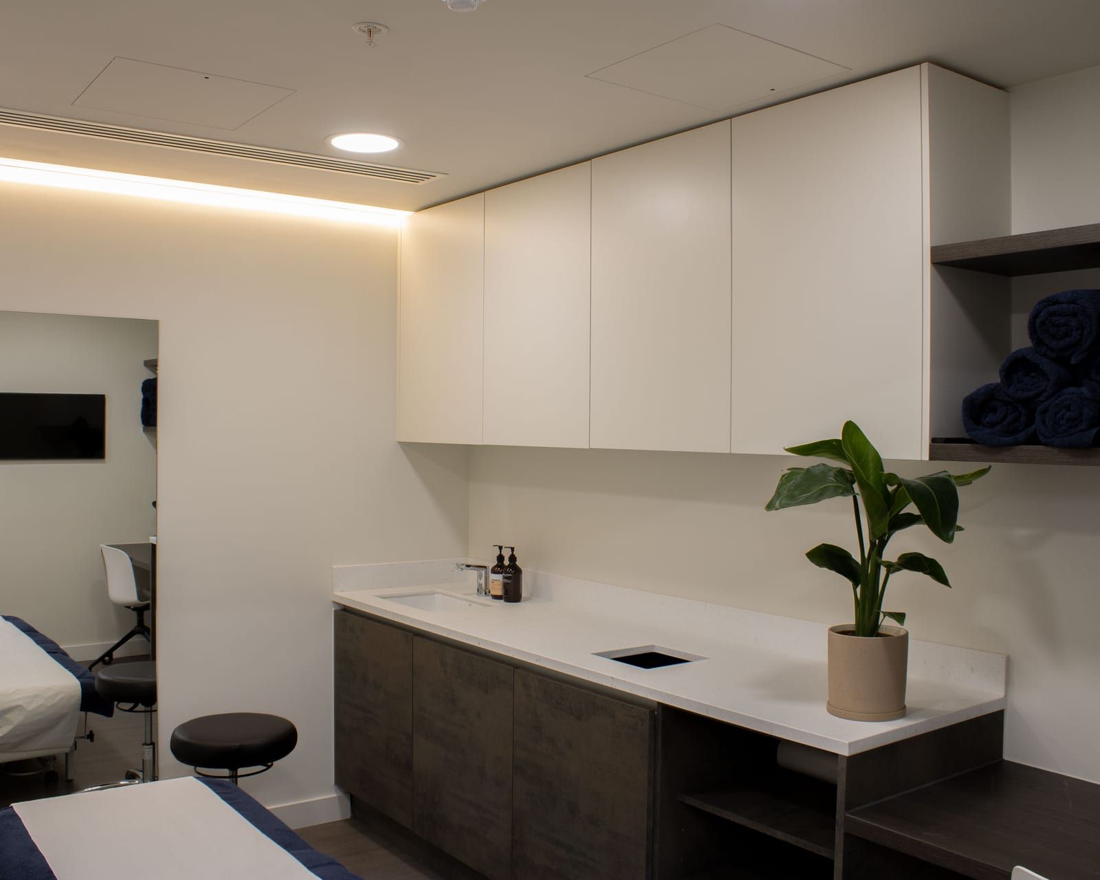 UNTIL Soho — Dr Oli Aesthetics laser treatment room