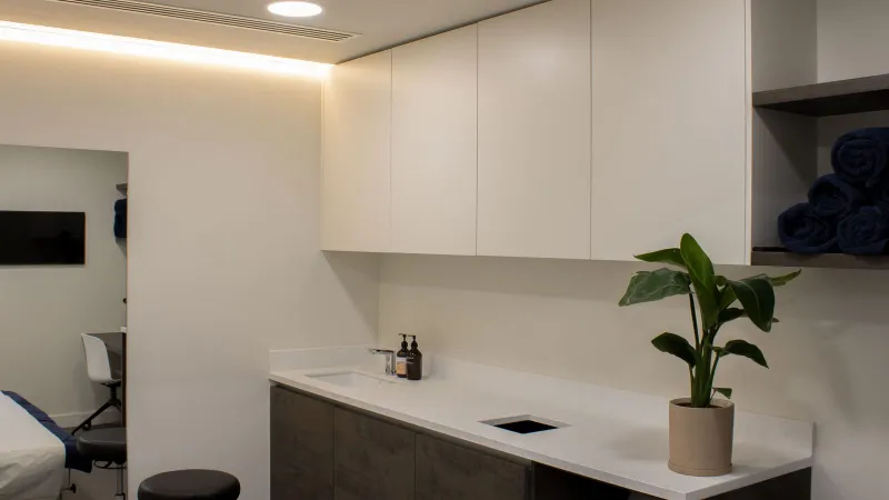 UNTIL Soho — Dr Oli Aesthetics laser treatment room