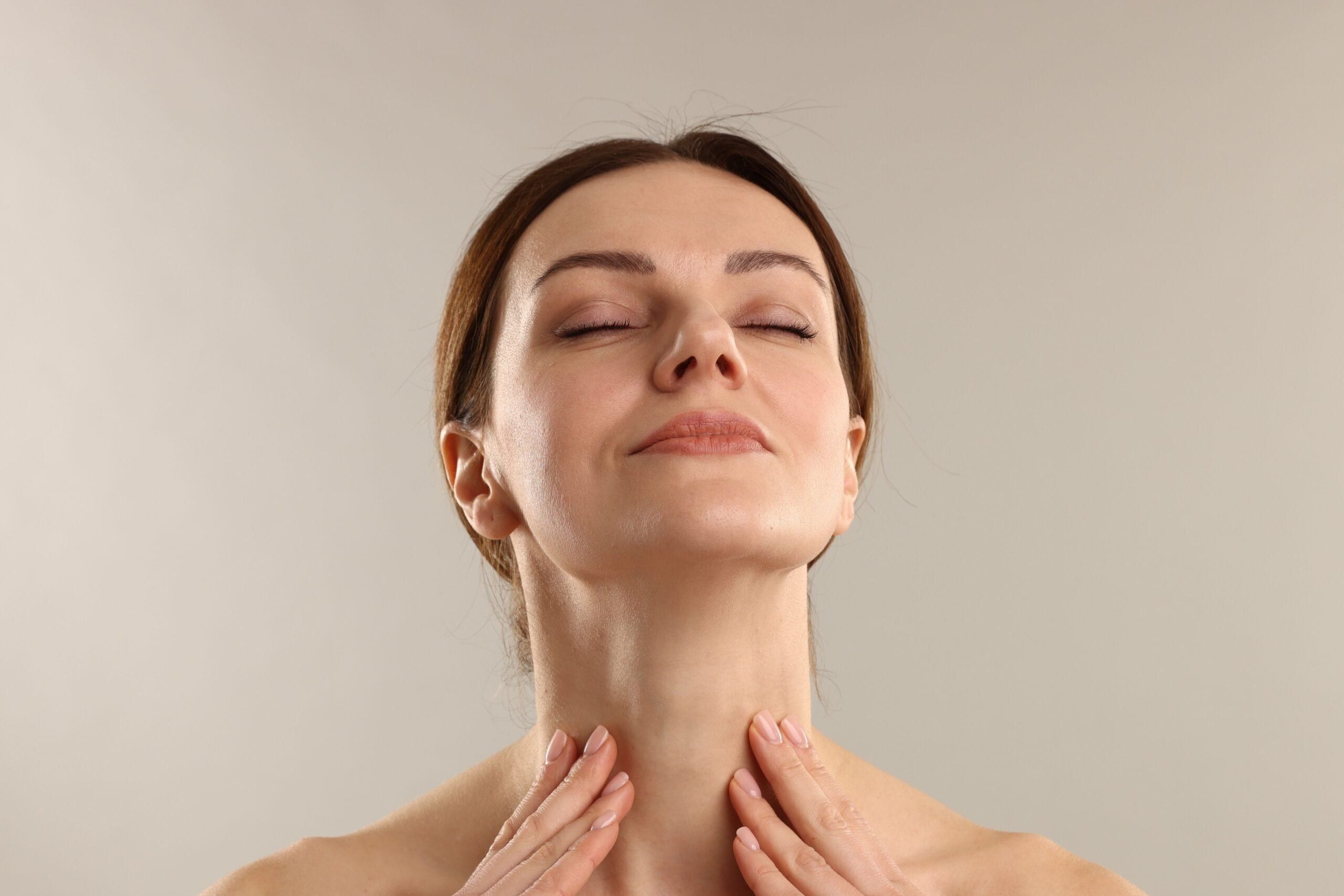 Jawline and lower face definition improved with JULÄINE