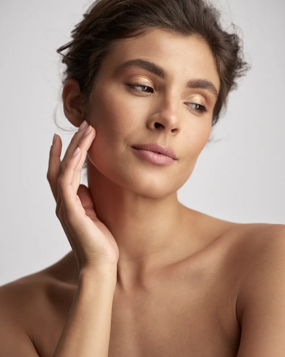 Skin quality and under-eye rejuvenation after Sunekos with Dr Paul Elgey