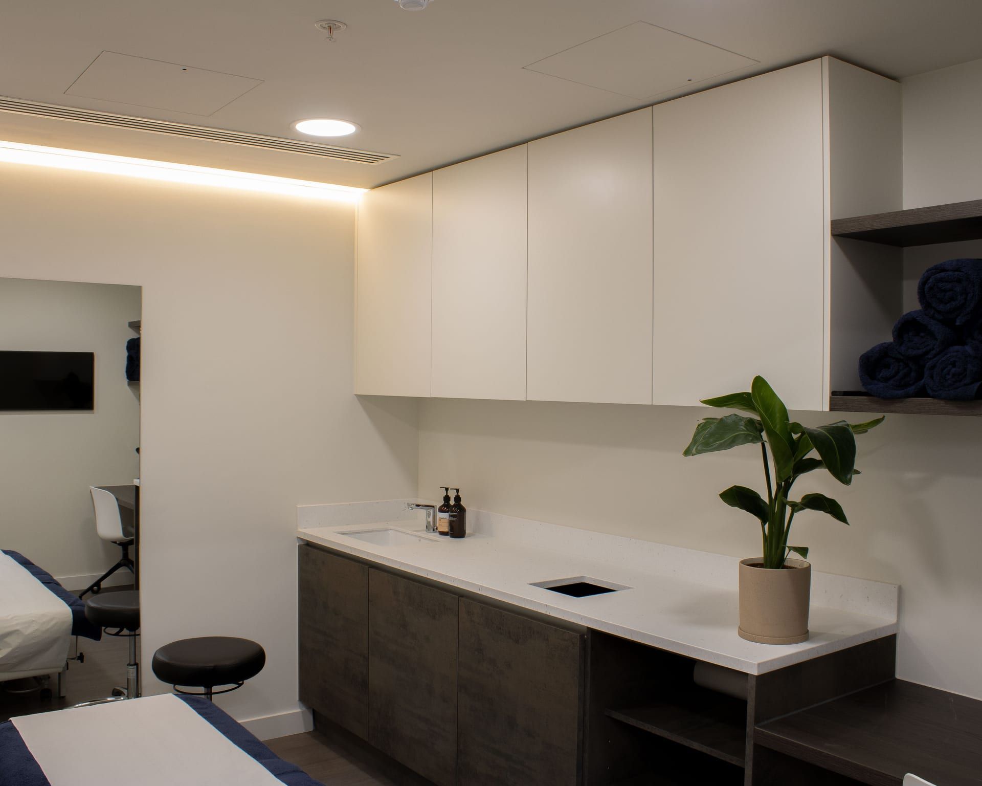 Treatment room at Kaizen Physiotherapy & Performance, Soho clinic inside UNTIL