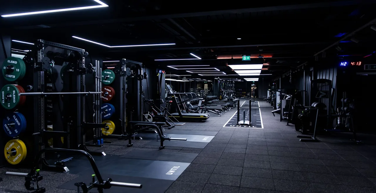 The gym floor at UNTIL Liverpool Street, 280 Bishops Square