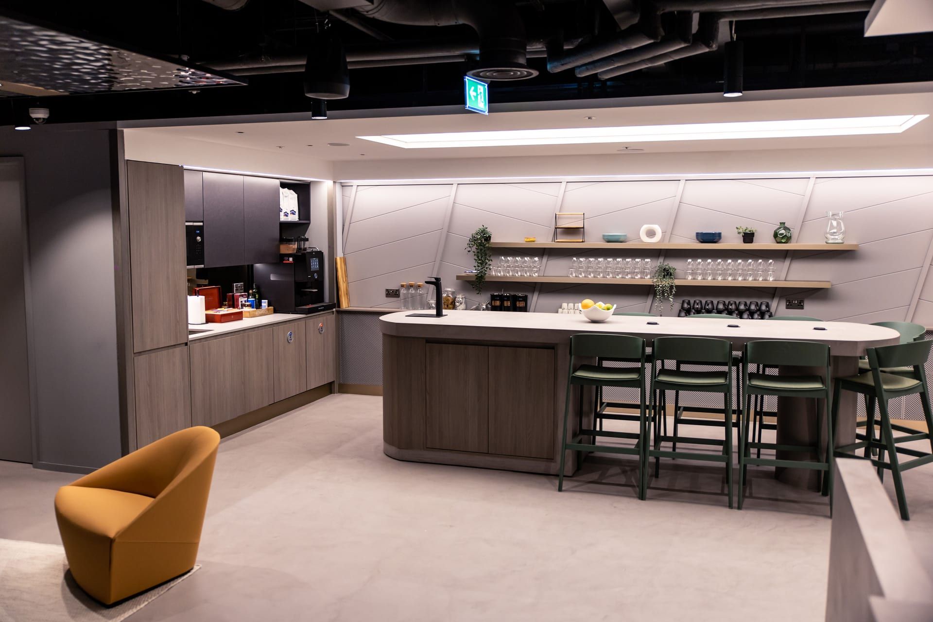The members kitchen and lounge at UNTIL Liverpool Street