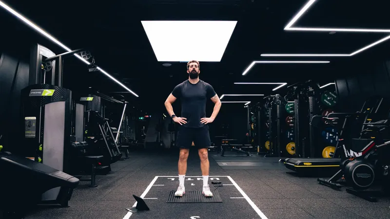 Personal trainer versus strength and conditioning coach comparison