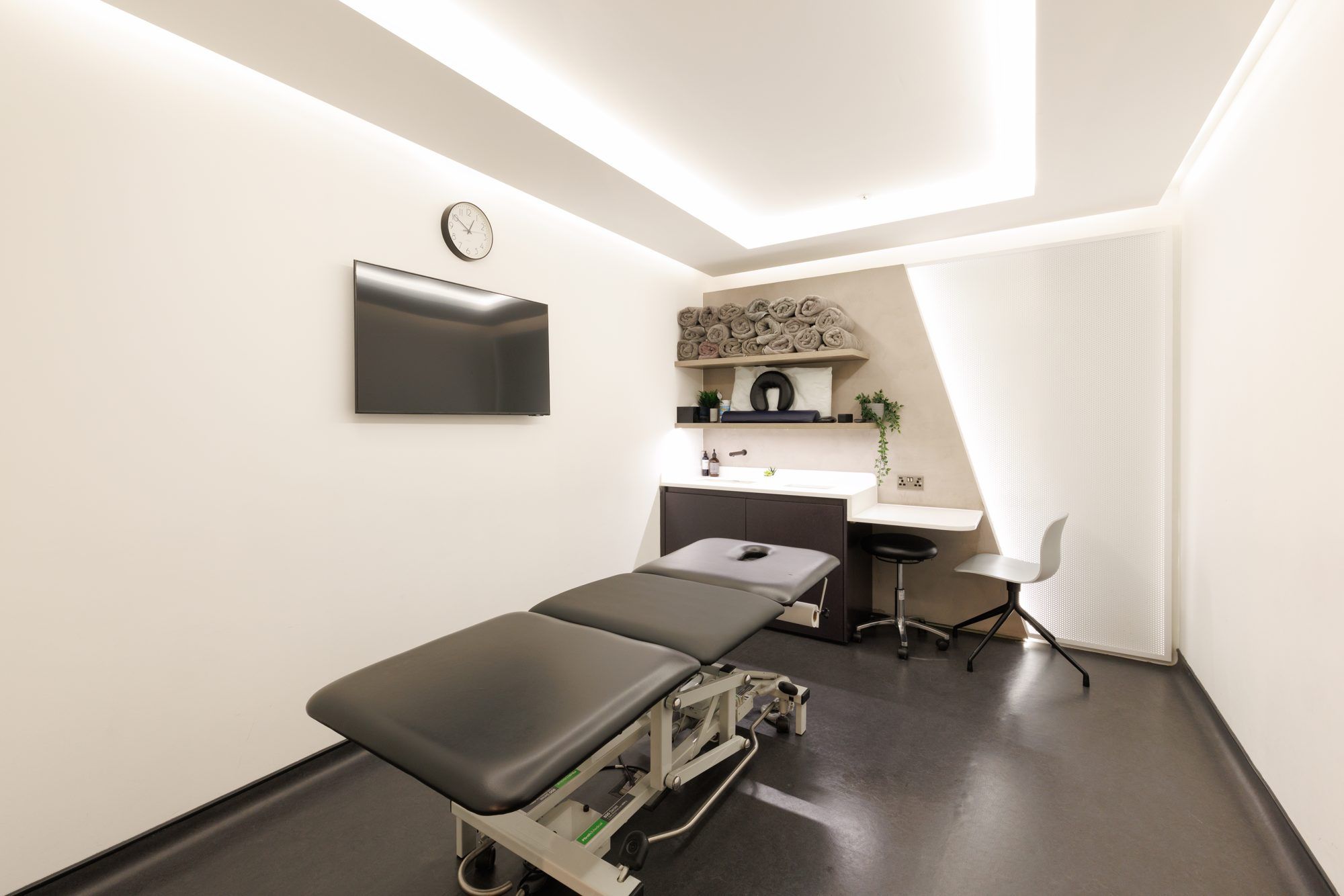 A physiotherapy treatment room at The Physio Rooms, inside UNTIL Liverpool Street